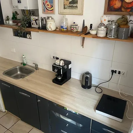 Mattina Fresca Apartment-2 Bedrooms Near Principe Station *