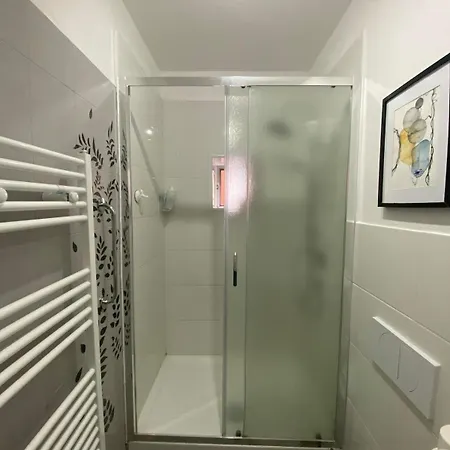 Mattina Fresca Apartment-2 Bedrooms Near Principe Station Appartement Gênes